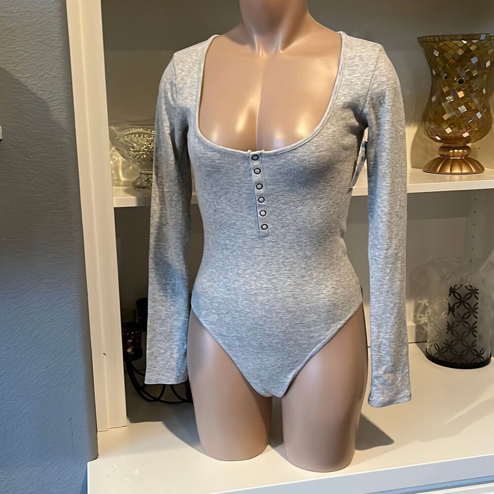Open Edit Woman’s Ribbed Body Suit - Picture 10 of 14